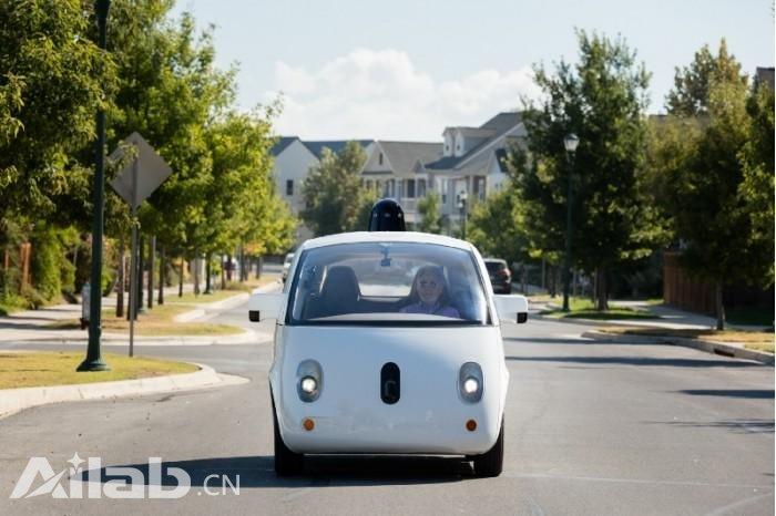 谷歌Waymo將用小型面包車取代無人駕駛原型車