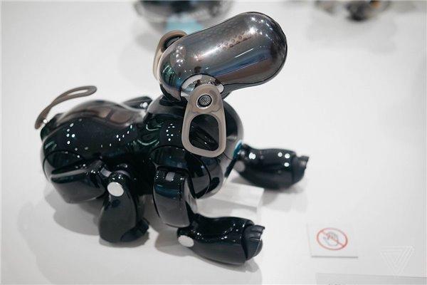 外媒：索尼正在開發(fā)具有智能家居智能功能的機器狗 計劃下個月公布