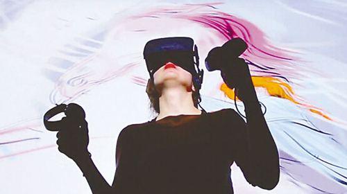 VR周報：CES Asia2018大朋DPVR神秘新品眾測；Leap Motion北極星AR頭顯正式開源；HTC與豐田聯(lián)手推出VR汽車試駕系統(tǒng)……