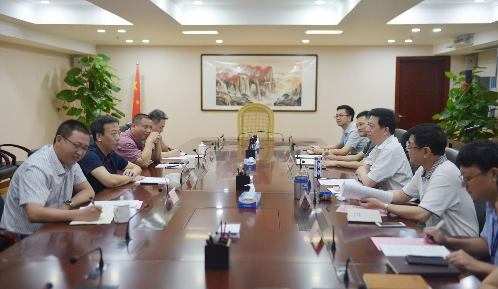 集團(tuán)黨委書記、董事長張遠(yuǎn)會見寧德市委常委、福 安市委書記謝再春 共商建設(shè)縣域智慧城市標(biāo)桿