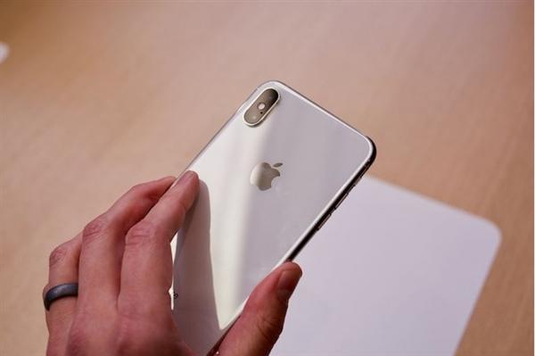 蘋果iPhone XS國行今日正式開賣：8699元起