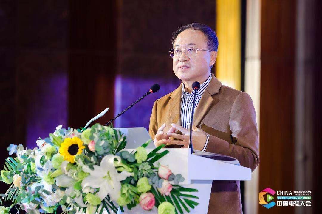 胡正榮解析電視媒體深度融合的機(jī)會(huì)與路徑